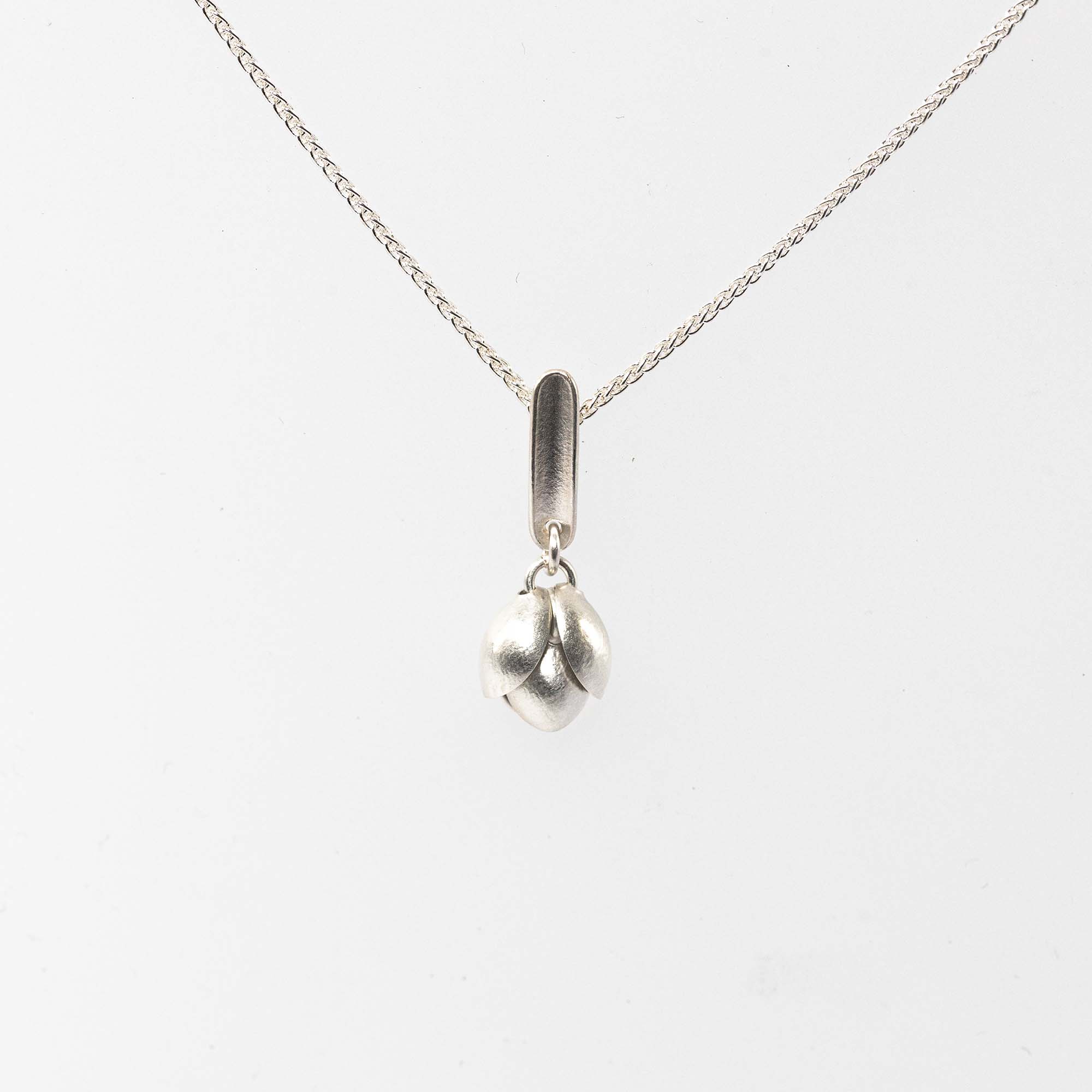 Glenn Campbell QGS2-S Small Silver GrassPod pendant with 2 layers £64
