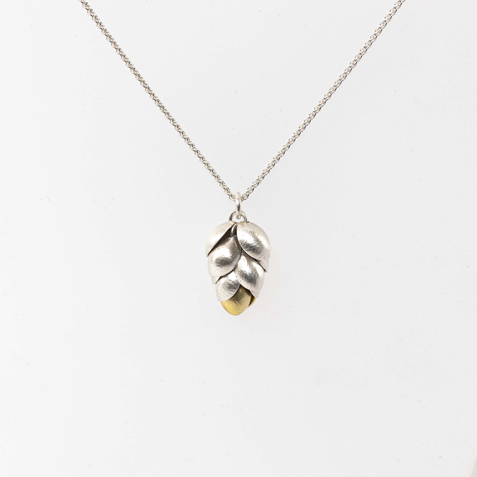 Glenn Campbell QGS5-M Small Silver GrassPod pendant with 5 layers and 18ct Gold feature £248